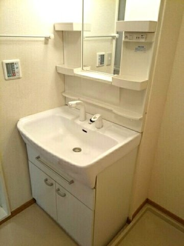 アビニヨン．Ｍ　Ａの洗面所