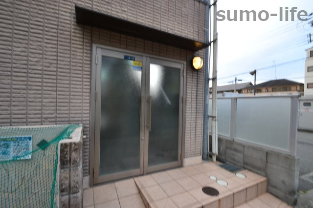 ADESSOのエントランス