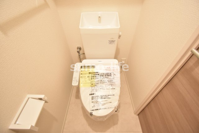 D-room塚口本町のトイレ