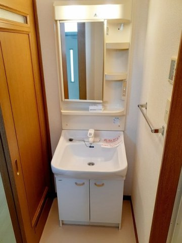 ストーンヒルズＢの洗面所