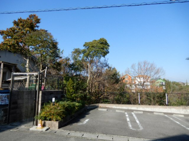 フェリーチェの駐車場