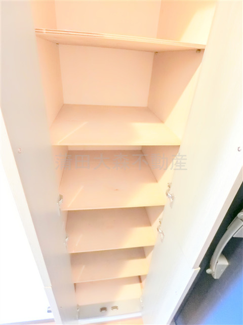 キャッスル・エイト東矢口の収納|玄関収納