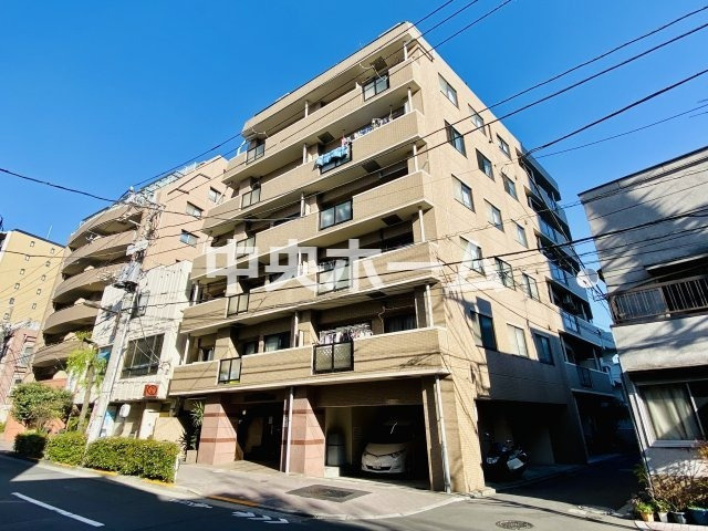 モナーク根岸の外観|外観。山手線「鶯谷駅」徒歩9分のロケーション。ペットの飼育可能マンションです。