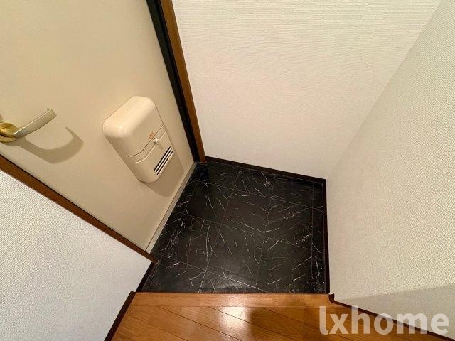 メゾンド・グラン・ブルーの玄関