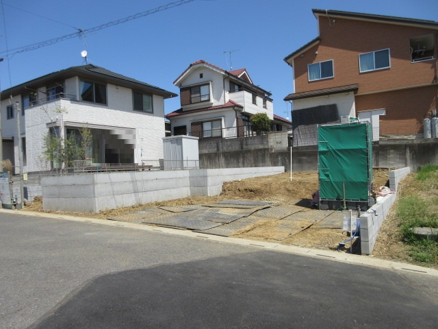 【仲介手数料無料】新築戸建　嵐山町菅谷264-1（全1棟）の前面道路含む現地写真