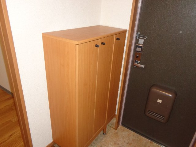 コンフォースⅡの玄関|玄関