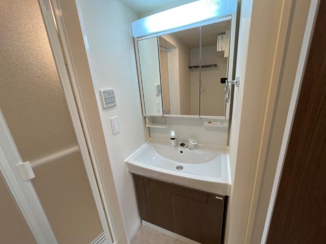 バンクシアローズの洗面所|洗髪洗面化粧台