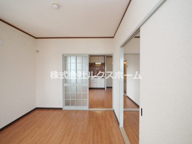 ヴァイセスシュロス南茨木の居間・リビング|おしゃれなリビングです