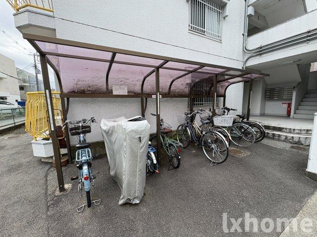 ハイツ舟木のエントランス