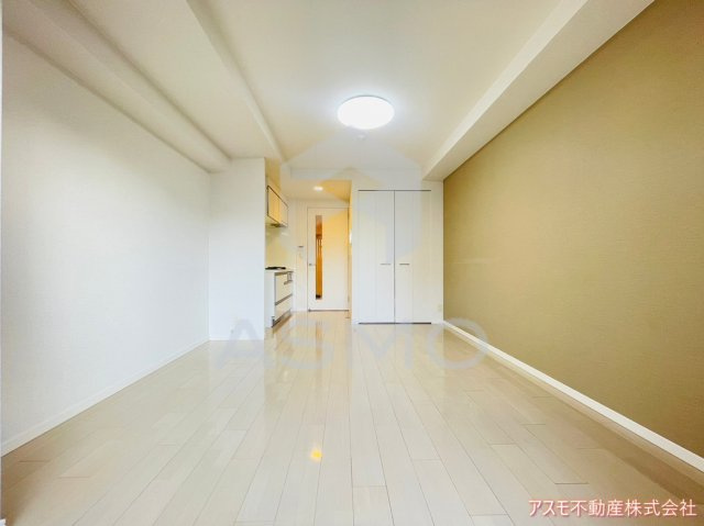 【居間・リビング】 | エスリード長堀タワー | 同マンション別部屋参考写真