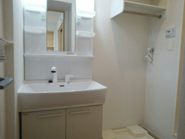 コリーヌ　ミニヨン　Ｂの洗面所