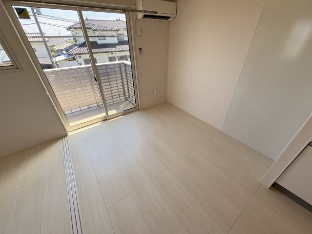 ガルテンの居間・リビング|他社様掲載物件もまとめてご紹介、ご案内可能です(^^)/