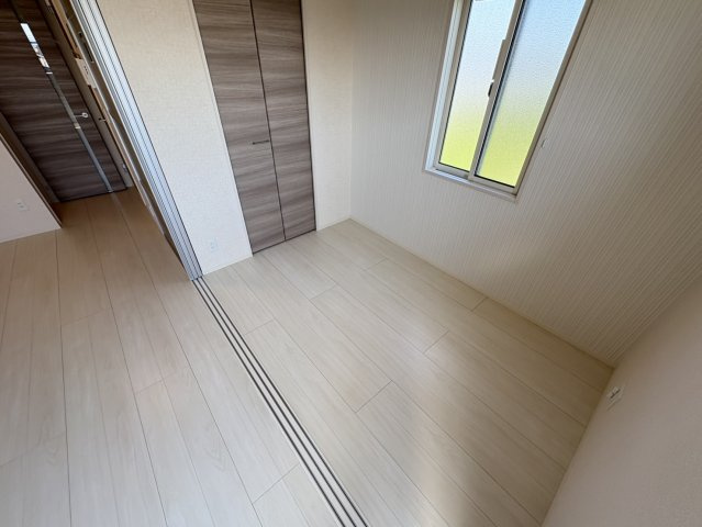 ガルテンの居間・リビング|他社様掲載物件もまとめてご紹介、ご案内可能です(^^)/