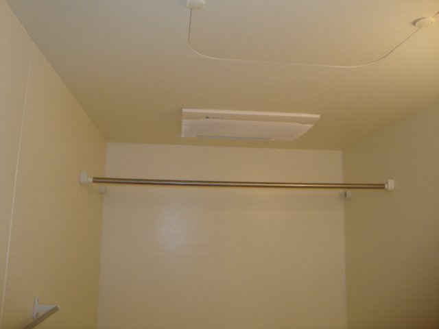 ローズガーデン長塚Ⅰの設備|浴室換気暖房乾燥機