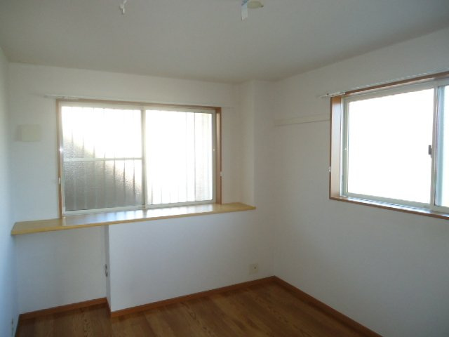 ローズガーデン長塚Ⅰの洋室|洋室2