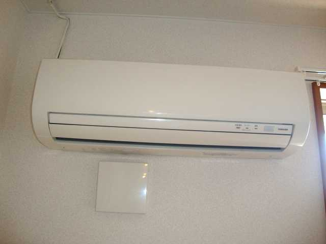 ローズガーデン長塚Ⅰの設備|エアコン