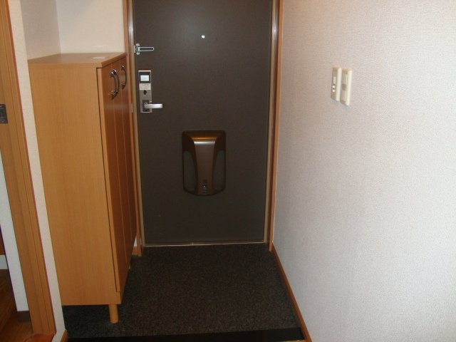 ローズガーデン長塚Ⅰの玄関|玄関