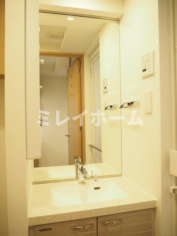 ルーブル蒲田南七番館の洗面所