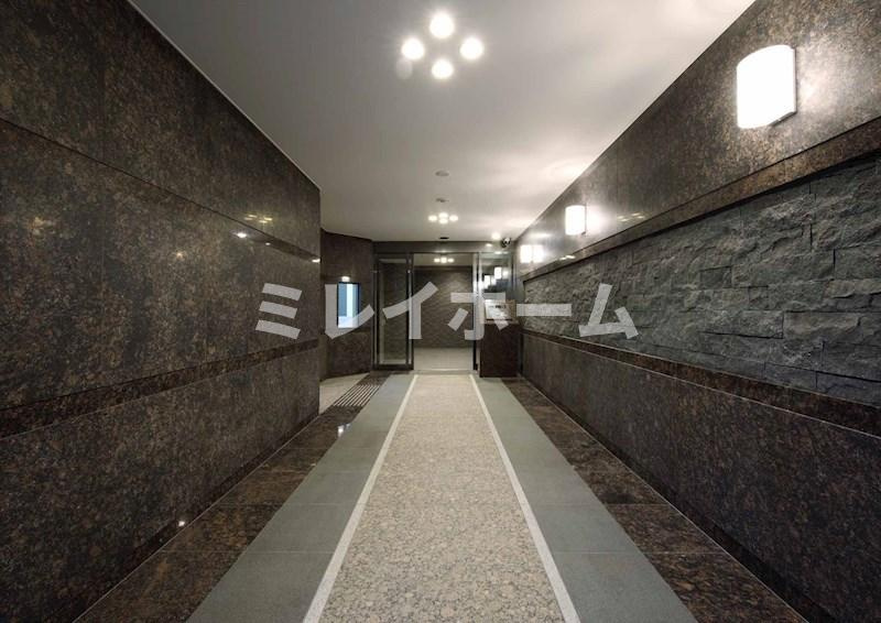 ルーブル蒲田南七番館のロビー