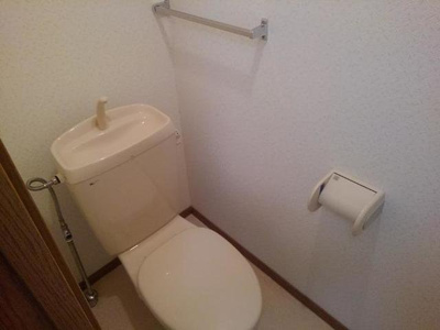 【トイレ】 | フォレスト原田 | 落ち着いた色調のトイレです