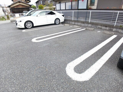 【駐車場】 | グレイスフルフィールドⅡ | 駐車場があります