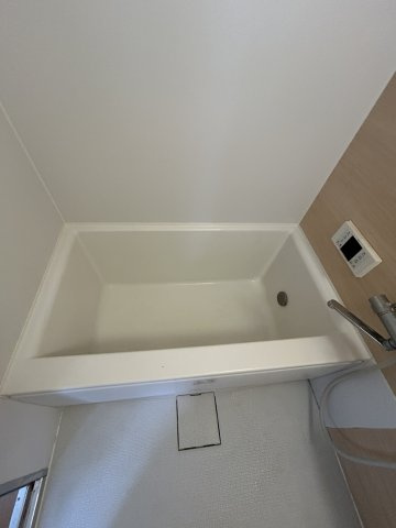 高寺アパートの浴室|ゆったり過ごせるお風呂です