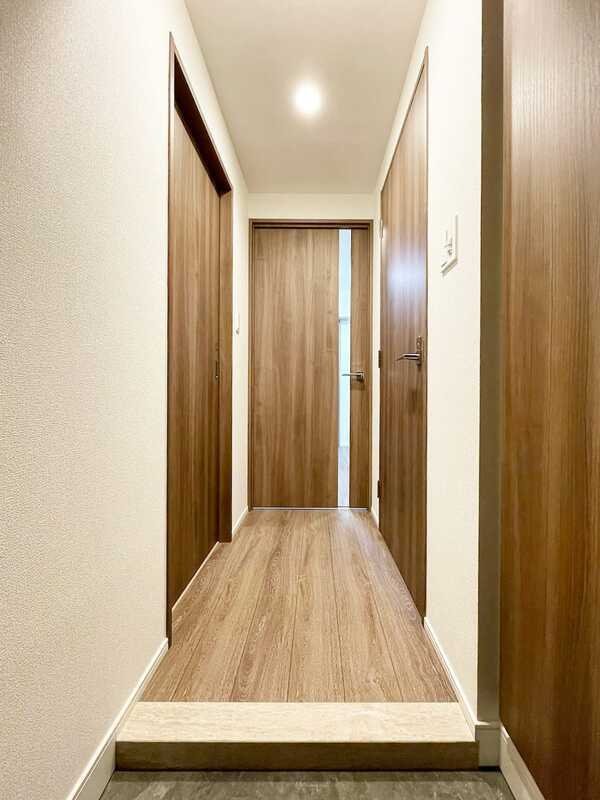 S-RESIDENCE高島平asoleaの玄関