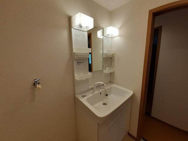 【洗面所】 | パークウインド | 忙しい朝には欠かせない洗面所です