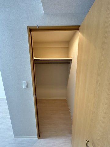 アーデンタワー靭公園の収納