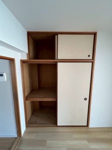 エルパラッツォ本山南の収納