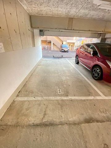 リアライズ新甲陽Ⅱの駐車場