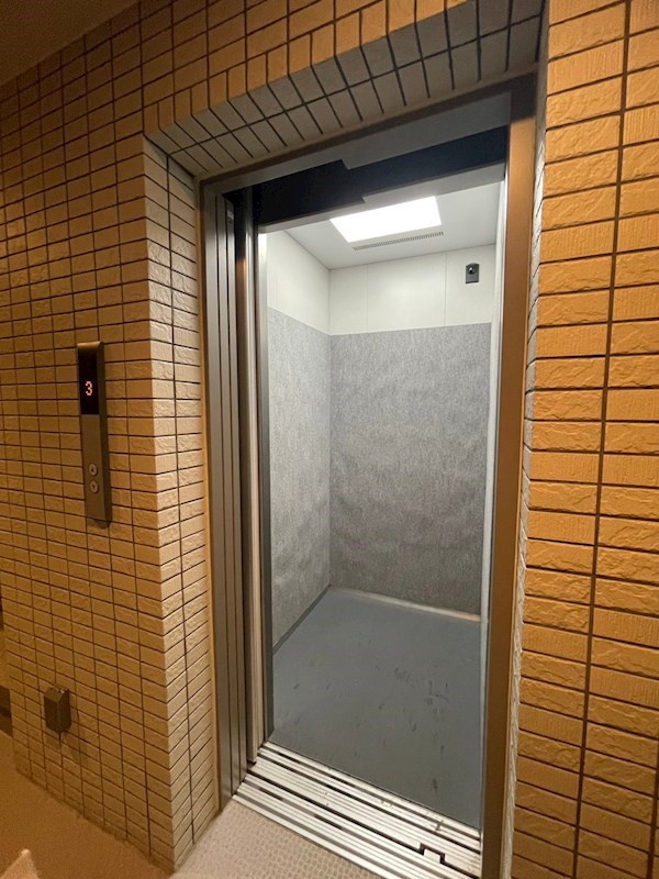 ジェムストーン目黒南のロビー