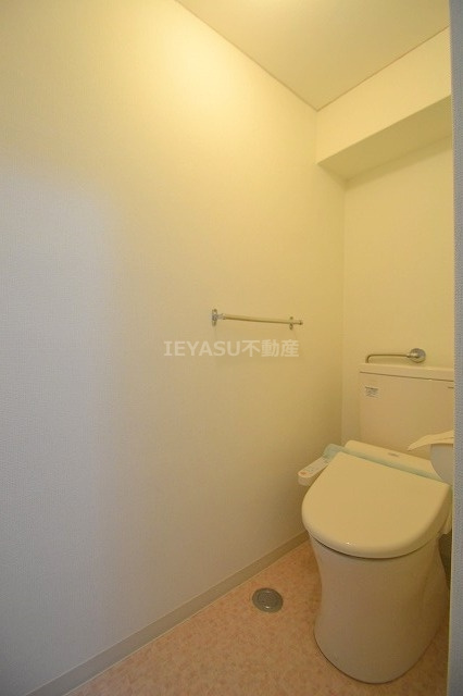 広島市西区観音本町１丁目の賃貸マンションのトイレ