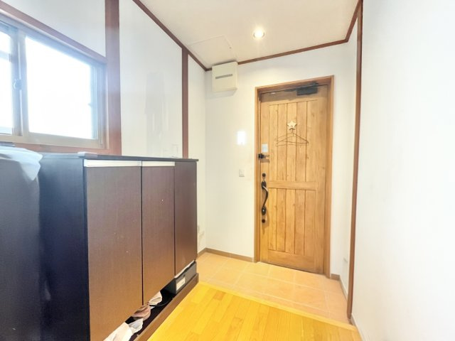 ■枚方市東香里元町　中古一戸建て・リフォーム済み■の収納|ちょっとした収納スペースも充実しています