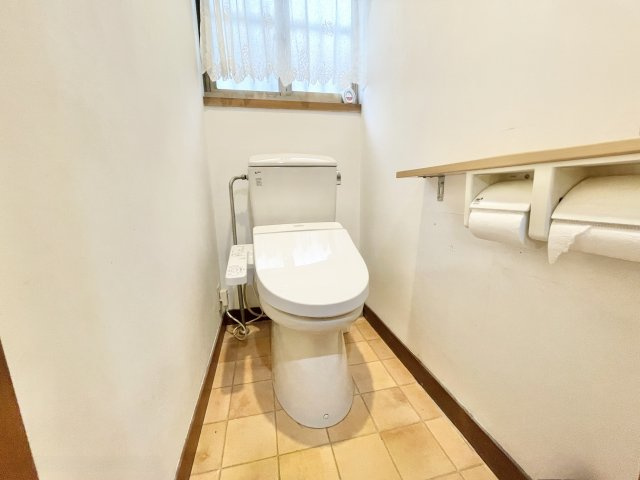 ■枚方市東香里元町　中古一戸建て・リフォーム済み■のトイレ|トイレです