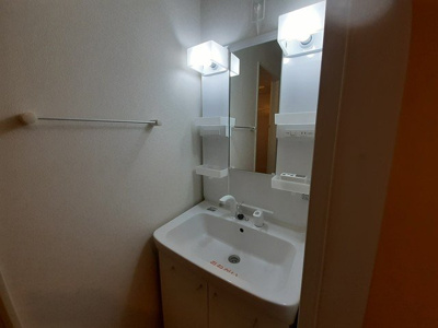 【洗面所】 | グリーンハイム | スペースが確保できる洗面所です