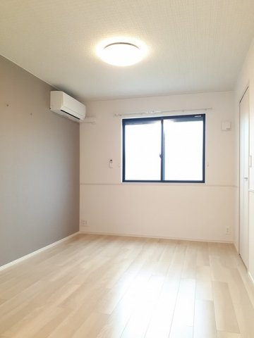 チェリッシュの内装