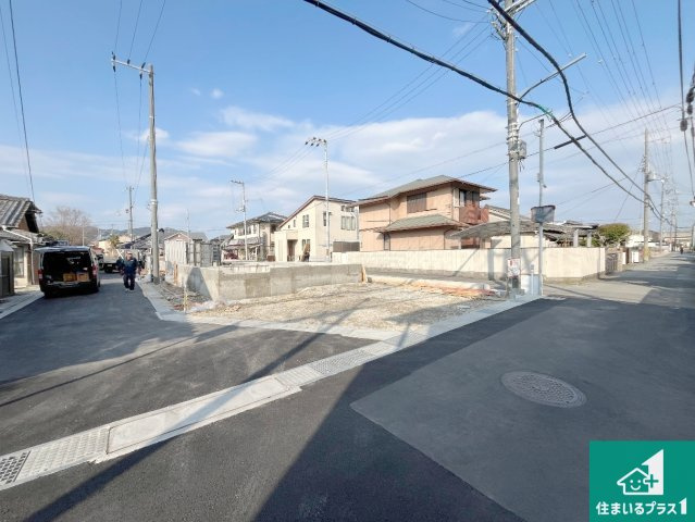 姫路市野里慶雲寺前町　第1期　新築一戸建ての前面道路含む現地写真|周辺は落ち着いた街並みの住宅地！子育てがしやすい住環境です！まだ未完成ですが、現地でしかわからない事もございます。是非一度ご覧ください。