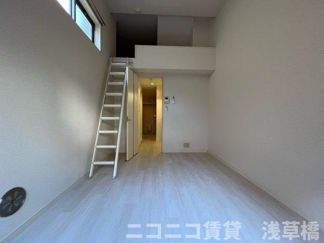 リヴィエール綾瀬