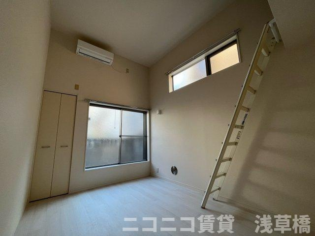 リヴィエール綾瀬のバルコニー