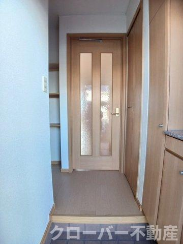 ヒルズサイド　Ａの玄関