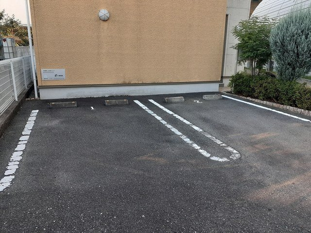 【駐車場】 | ソレイユ・道 | 駐車場完備です