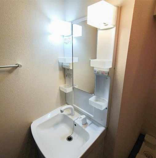 【洗面所】