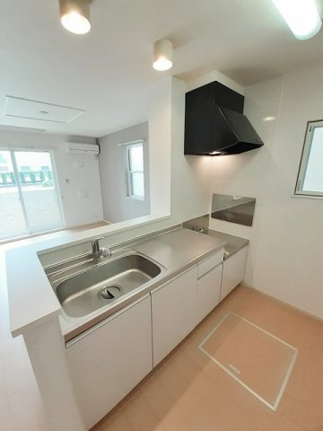 エバーラスト　ＥＡＳＴのキッチン