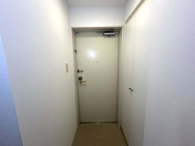 プライムライフ御影の玄関