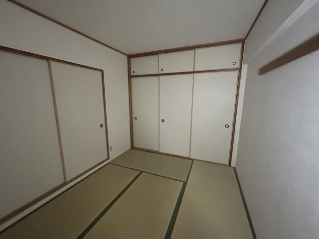 サンヒルズ西灘の和室