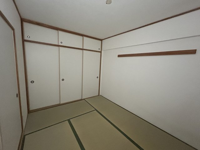 サンヒルズ西灘の和室
