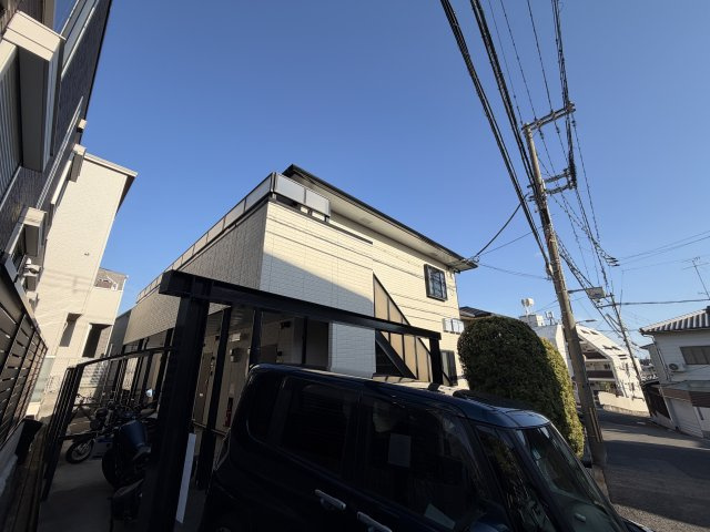 山麓荘の外観