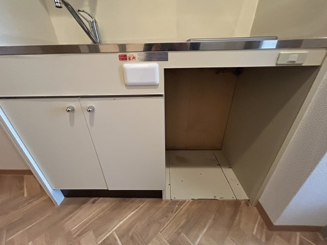 オズコート神戸本山の収納