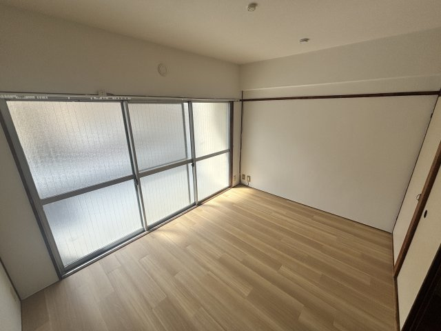 エルパラッツォ本山南(本南マンション)の居間・リビング